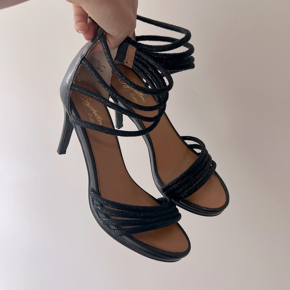 Seychelles ‚Dreamgirl‘ Black Leather Sparkly Heels - size W7.5